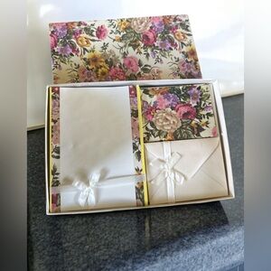 STATIONERY WHITINGS ENSEMBLE PAPER NOTES ENVELOPES FLOWERS VINTAGE